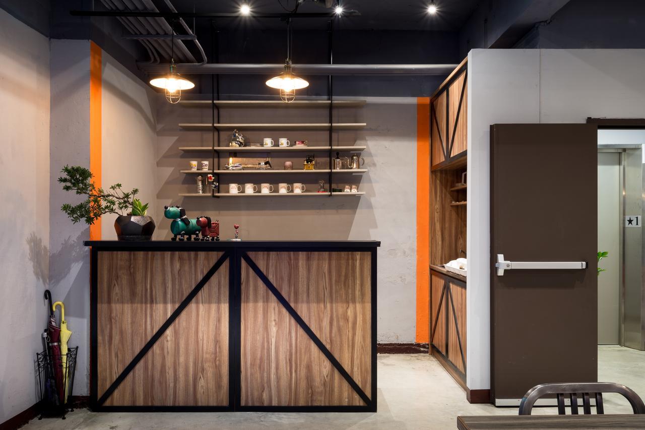 Taipei Travelers International Hostel Тамсуи Экстерьер фото