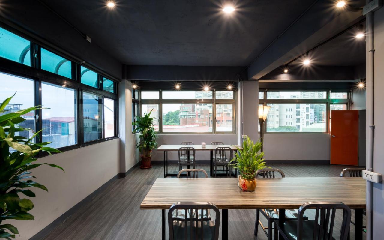 Taipei Travelers International Hostel Тамсуи Экстерьер фото
