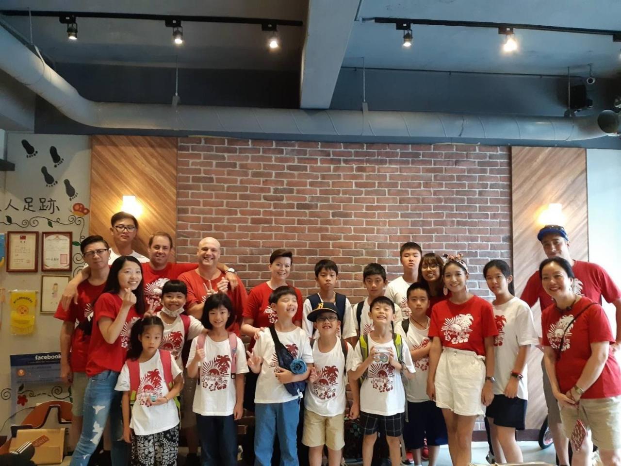Taipei Travelers International Hostel Тамсуи Экстерьер фото